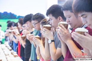 白白色在线播放观看撸